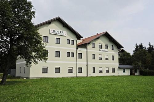 Gasthaus Hotel Feldschlange Ried im Innkreis Ngoại thất bức ảnh