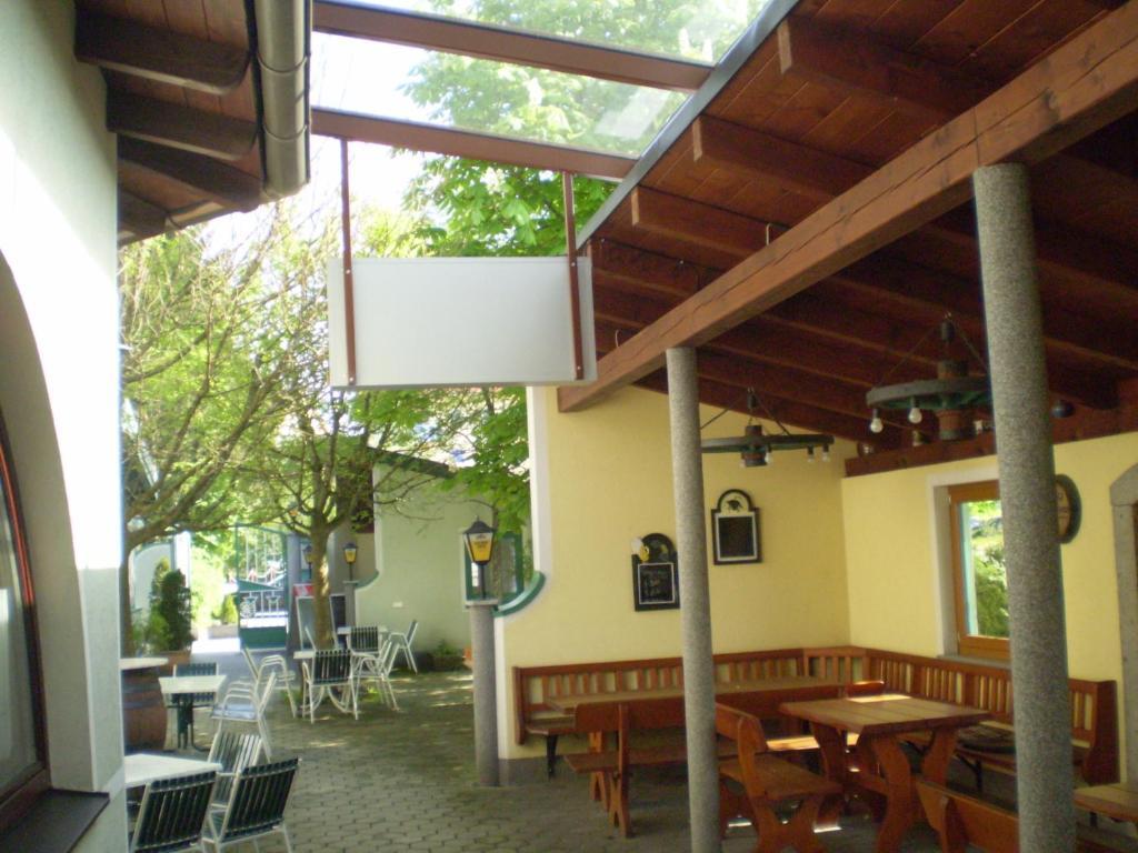 Gasthaus Hotel Feldschlange Ried im Innkreis Ngoại thất bức ảnh