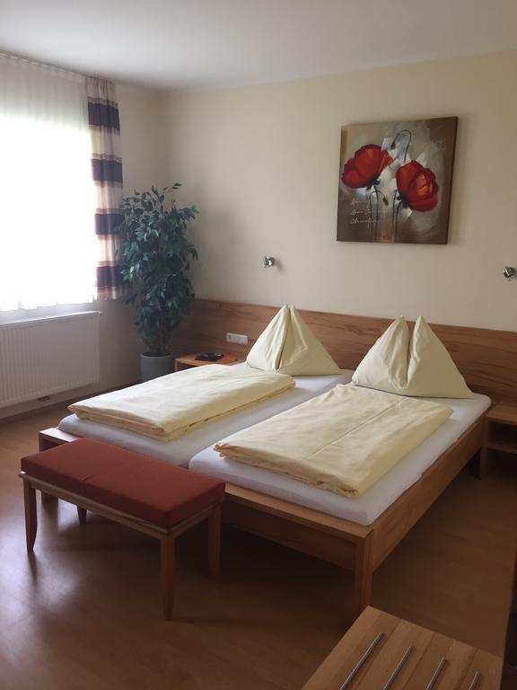 Gasthaus Hotel Feldschlange Ried im Innkreis Ngoại thất bức ảnh